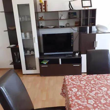 Blue Sky - 2 Bedroom, Sea View, Parking, Wi-fi, Bbq * Trogir